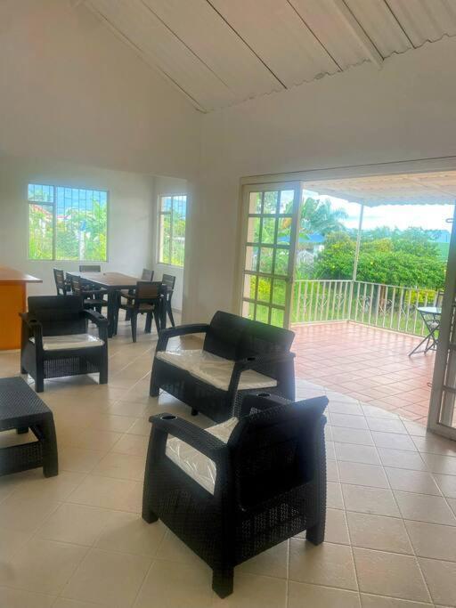 Holiday home Hermosa En Chinauta *